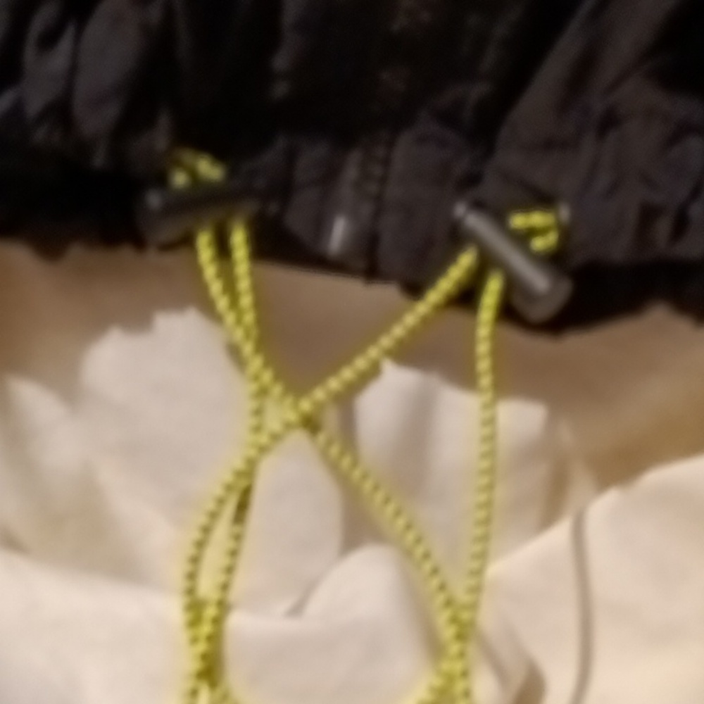 Parachute crop jacket - Picture 4 of 4